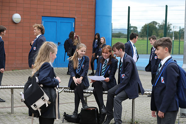 Students at break time